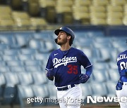 '터너 착각 때문에..' 시즌 1호 홈런 잃어버린 벨린저