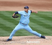 MLB.com "류현진, TOR에서 가장 중요한 선수..PS 희망 열쇠"