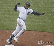 눈 속에서 나온 2021시즌 MLB 첫 홈런..주인공은 카브레라