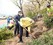 부산 연제구, 제76회 식목일 기념 나무심기 행사 개최