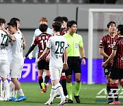 [포토] 강원 '서울에 짜릿한 1-0 승리'