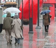 [날씨]일요일 낮까지 전국 '비'..안개·결빙 유의해야