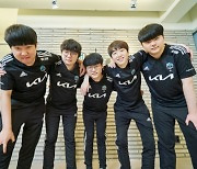 [LCK] '디펜딩 챔피언' 담원 기아, 한화생명 상대 셧아웃.. 또다시 결승진출