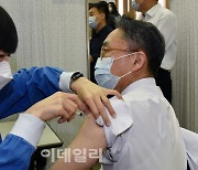 백신 접종 누적 96.2 만명..신규 사망신고 '없어' (상보)