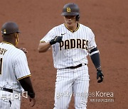 김하성, ML 첫 멀티히트+타점 맹타..샌디에이고 3연승