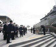 "軍진상규명위, 요건 안갖춘 진정 받아들여 천안함 재조사"