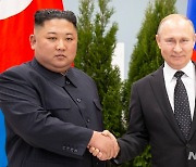 러시아 "남·북·미 대화 촉진 용의..외교적 길이 유일한 해법"