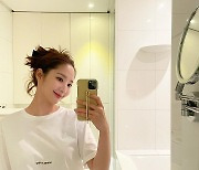 박민영, 욕실 거울 셀카에 이렇게 예쁠일?