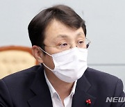 '선거개입 의혹' 이진석 靑실장 기소..임종석 조국 이광철 불기소