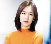 Han Ye-ri will fly to Los Angeles to attend Oscars with 'Minari' cast