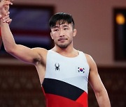 레슬링 간판 류한수, 올림픽 출전권 획득..2012런던올림픽 금메달의 김현우는 탈락