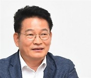 송영길 "재보선 패인 '내로남불' 지적 가장 많아"..조국 언급은 안해