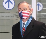 해리스 "박영선 부산시장 축하" 밝혔다가..급수정
