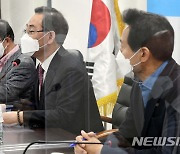 주호영 "합당 안 되면 전당대회..송언석, 금주 윤리위 회부"
