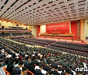 북한, 최말단 당 세포비서대회 참가자들 강습 진행