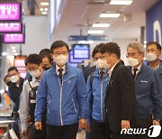 노량진수산시장 방문한 문성혁 해수부장관