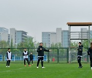 여자축구대표팀 '중국전 앞두고 훈련'