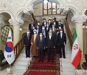 이란 최고지도자 고문 만난 정세균 총리