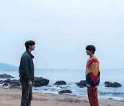 공유·박보검 '서복', 국내 최초로 극장·OTT 동시 개봉