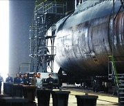 북한, SLBM 3기 탑재 가능 잠수함 건조 마쳤다