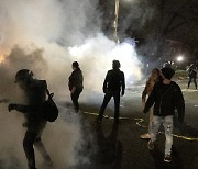 '또 미니애폴리스' 흑인 남성, 경찰 총에 숨져..시위대 분노↑