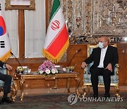 이란 국회의장과 면담하는 정세균 총리