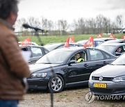 NETHERLANDS TRANSPORT LABOR DISPUTE