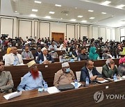 소말리아 의회, 대통령 임기 2년 연장안 가결