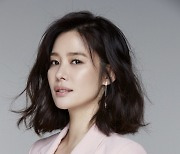 배우 김현주, YNK엔터테인먼트와 재계약 체결 [공식]