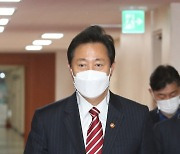 오세훈 서울시장, 첫 국무회의 참석