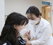 충북 특수·보건 교직원 아스트라제네카 1차접종 본격화