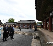 순천향교 방문한 김현모 문화재청장