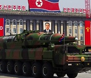 계속되는 북핵 위협에.."전술 핵무기 재배치 등 적극 압박해야"