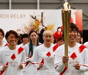 도쿄 올림픽 D-100..日, 성화봉송도 취소 '대회 개최 가능한가'