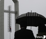 충북도 "집단감염 종교시설 일주일 대면예배 금지"