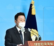 민주당 "오세훈, 생명 볼모로 한 방역실험 구상 유보하라"