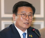 [단독] 민주당 윤재갑 의원, 5촌 조카 보좌진 채용 논란