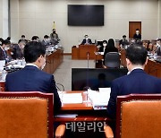 <포토> 정무위 소위, 이해충돌방지법 심사