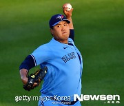 첫 승 거둔 류현진 "개막 때부터 자신감 있었다, 첫 승 빨라 좋아"