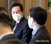 오세훈 시장, 서울시구청장협의회 임원들과 면담