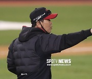 류지현 감독 "홈런 4개보다 선발전원안타에 의미"
