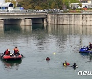 논산 저수지 차량 추락, 대학생 5명 사망