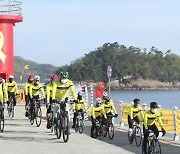 [경기] 세월호 7주기 진도항∼안산 416km 자전거 대장정