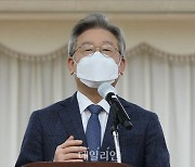 이재명 "경기도, 독자적 코로나 백신 도입·접종 검토"