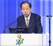 일본 집권당 실세 "코로나 확산땐 올림픽 취소 가능성"