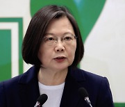 대만 차이 총통 바이든 특사단에 "中이 평화 위협"