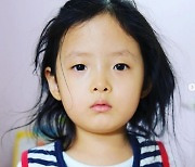 정인♥조정치 딸, 엄마 아빠 쏙 닮았네 '귀요미 유치원생'