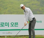 [포토]김대현 '타깃을 다시본다'