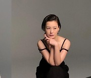 "사람 아니잖아"..정유미, 블랙&화이트 드레스 입은 요정