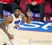 'MVP 후보 엠비드 36점' 필라델피아, 클리퍼스 8연승 막고 동부 선두 질주